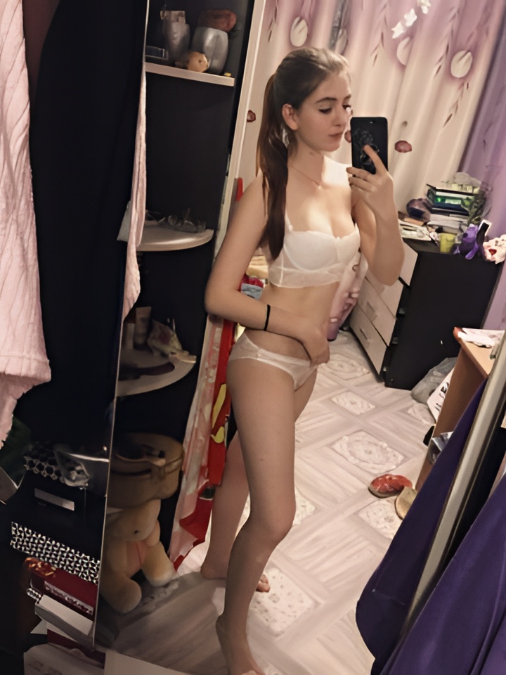 Лолита привлекательная девушка из Кемерово цена от 2000 руб