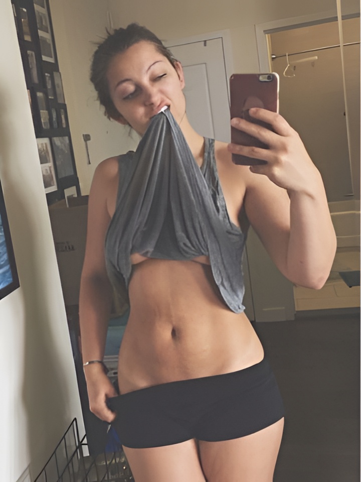 Нина привлекательная девушка из Кемерово цена от 3000 руб