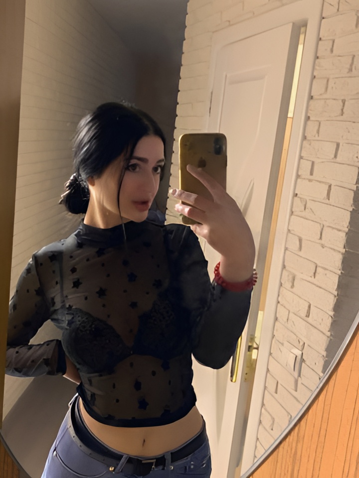 Василиса привлекательная девушка из Кемерово цена от 2500 руб