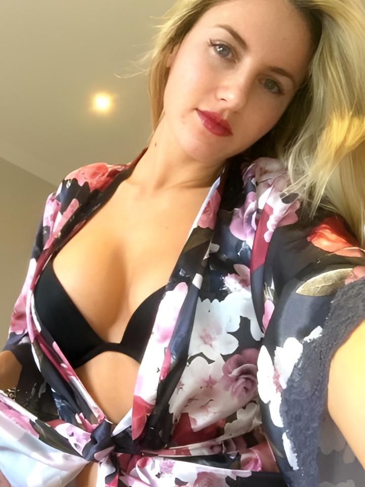 Вероника привлекательная девушка из Кемерово цена от 1500 руб