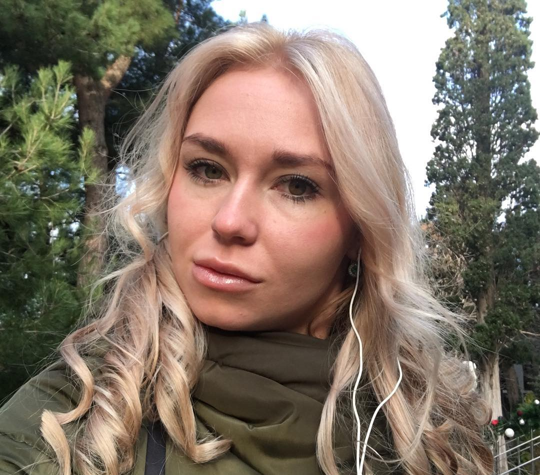 Анька привлекательная девушка из Кемерово цена от 3500 руб