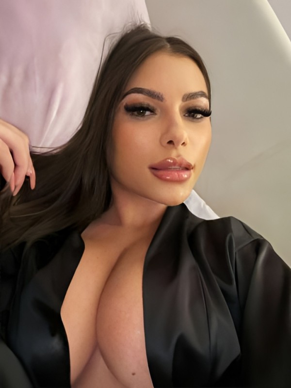 Лаура фото 3